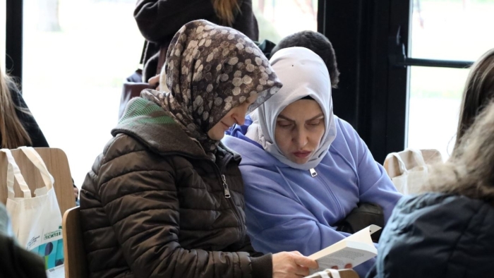 Yazar Alev Alatlı, adını taşıyan kütüphanede anıldı